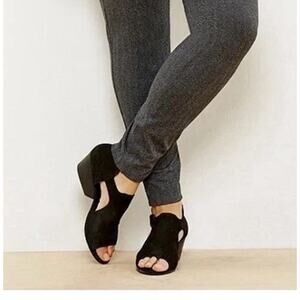 Eileen Fisher Iris Tumbled Nubuck Leather Peep Toe Wedge Booties Black Size 7.5